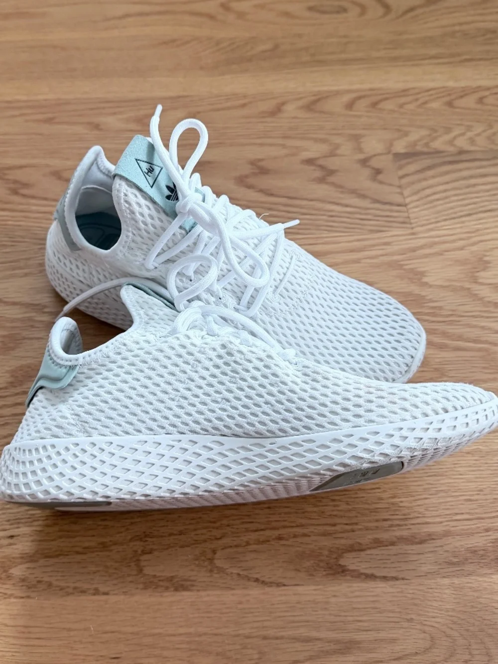 adidas x Pharrell Williams Tennis Hu J --NWOT (6.5)
